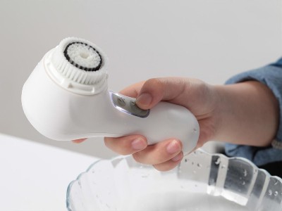 潔面儀電防膠方案，聚力牌膠水為粘接電器保駕護(hù)航